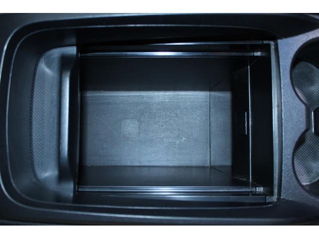 ヴェルファイア ２．５Ｘ　純正ナビ　バックカメラ　トヨタセーフティセンス　両側電動スライドドア　デジタルインナーミラー　レーダークルーズコントロール　衝突軽減ブレーキ　ＬＥＤヘッドライト　ＥＴＣ　オートハイビーム　ベージュ内装（64枚目）