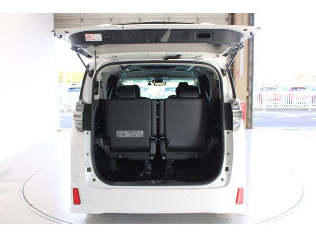 ヴェルファイア ２．５Ｚ　Ｇエディション　禁煙車　ＪＢＬサウンド　純正１０．５インチナビ　後席モニター　フルセグＴＶ　バックカメラ　温冷黒革パワーシート　三眼ＬＥＤヘッドライト　トヨタセーフティセンス　ＥＴＣ２．０　クリアランスソナー（32枚目）