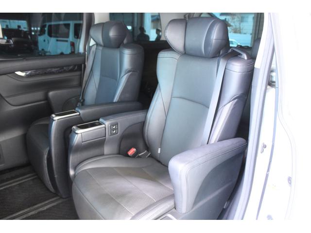 ヴェルファイア ２．５Ｚ　Ｇエディション　禁煙車　ＪＢＬサウンド　純正１０．５インチナビ　後席モニター　フルセグＴＶ　バックカメラ　温冷黒革パワーシート　三眼ＬＥＤヘッドライト　トヨタセーフティセンス　ＥＴＣ２．０　クリアランスソナー（45枚目）