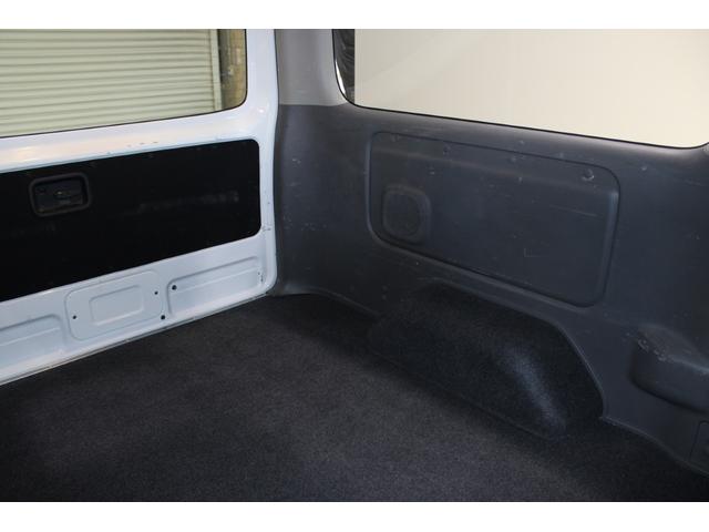 ＮＶ３５０キャラバンバン 　禁煙車　社外アルパイン１０インチナビ　フルセグＴＶ　バックカメラ　衝突軽減ブレーキ　センターデフロック　ＬＥＤヘッドライト　フォグライト　ＥＴＣ　Ｂｌｕｅｔｏｏｔｈ接続　プッシュスタート　電動ミラー（40枚目）