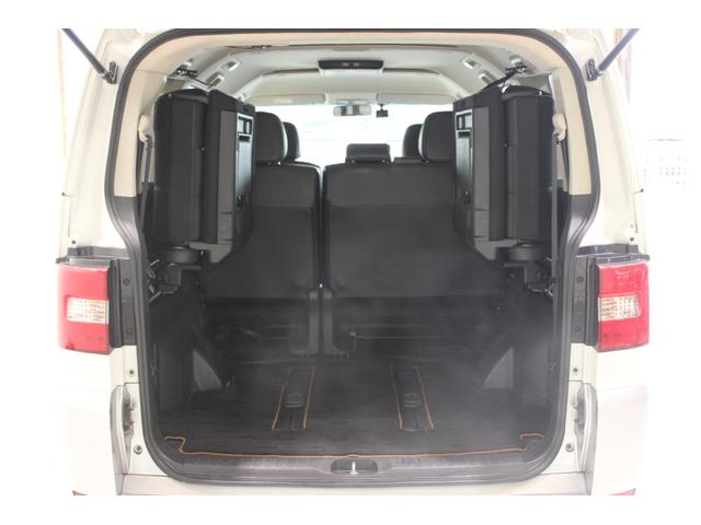 デリカＤ：５ ジャスパー　アルパイン後席モニター　社外ナビ（ＳＤ確認中）　フルセグＴＶ　バックカメラ　両側電動　前席シートヒーター　純正１８ＡＷ　ＬＥＤヘッドライト　フォグランプ　ＥＴＣ　オートクルーズコントロール（35枚目）