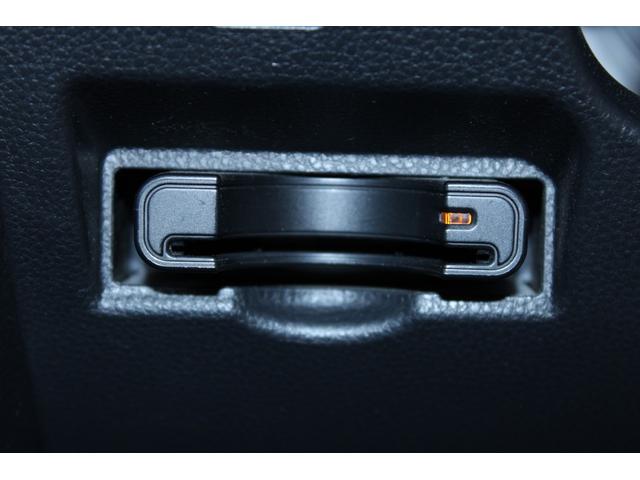 大好評のボディコーティング「ハイモースコート」もご納車までに施工可能。雨染みや線傷など中古車だからと諦めていませんか？ピカピカの状態でお乗り出しいただけます。