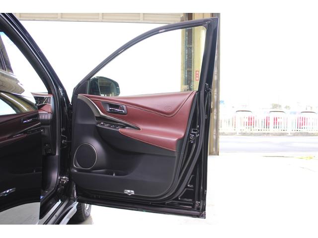 ハリアーハイブリッド プレミアム　モデリスタフルエアロ　サンルーフ　ＯＰ９型ナビ　ＪＢＬサウンド　バックカメラ　フルセグＴＶ　電動リアゲート　レーダークルーズ　３眼ＬＥＤヘッドライト　純正１８インチアルミホイール　ＥＴＣ（30枚目）