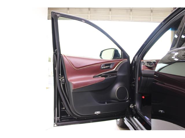 ハリアーハイブリッド プレミアム　モデリスタフルエアロ　サンルーフ　ＯＰ９型ナビ　ＪＢＬサウンド　バックカメラ　フルセグＴＶ　電動リアゲート　レーダークルーズ　３眼ＬＥＤヘッドライト　純正１８インチアルミホイール　ＥＴＣ（36枚目）