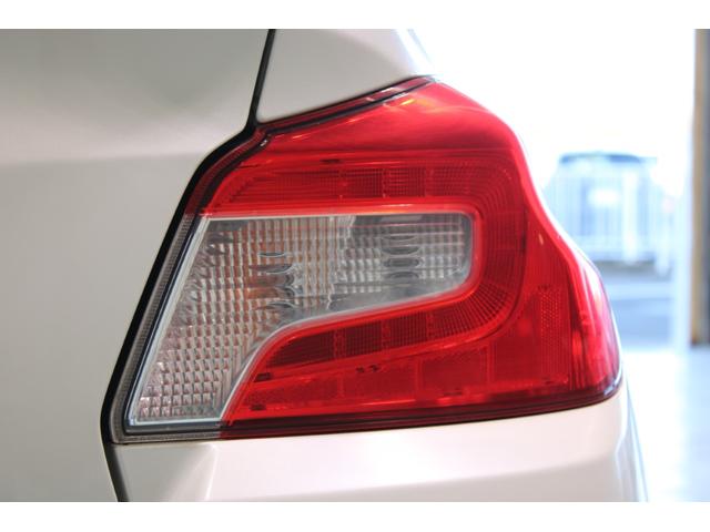 WRX STI STI ワンオーナー 禁煙車 オプションリアスポイラー 6速MT 純正ナビ フルセグTV バックカメラ ハーフレザーシート STI18インチアルミホイール LEDヘッドライト ETC フロントフォグライト(19枚目)