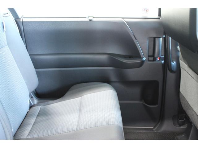 ノア Ｘ　禁煙車　カロッツェリア製ナビ　トヨタセーフティエンス　バックカメラ　パワースライドドア　ＬＥＤヘッドライト　ＢＬＵＥＴＯＯＴＨ接続　ＥＴＣ　ＤＶＤ視聴　ＡＵＴＯライト　ＵＳＢタイプＣ（31枚目）