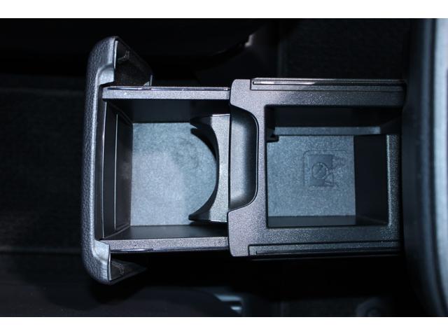 ノア Ｘ　禁煙車　カロッツェリア製ナビ　トヨタセーフティエンス　バックカメラ　パワースライドドア　ＬＥＤヘッドライト　ＢＬＵＥＴＯＯＴＨ接続　ＥＴＣ　ＤＶＤ視聴　ＡＵＴＯライト　ＵＳＢタイプＣ（62枚目）