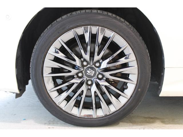 クラウンハイブリッド Ｇ－エグゼクティブ　Ｆｏｕｒ　純正８インチナビ　全周囲カメラ　フルセグＴＶ　禁煙車　温冷黒革シート　メモリー付きパワーシート　ステアリングヒーター　純正１８インチアルミホイール　ブラインドスポットモニター　レーダークルーズ（26枚目）