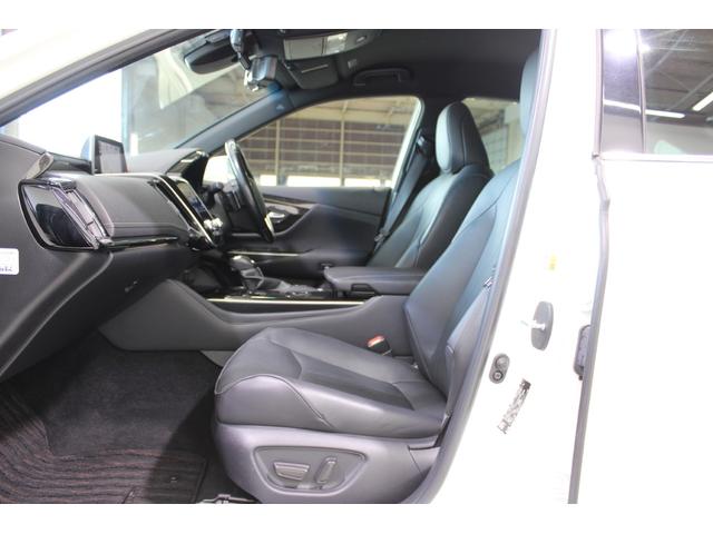クラウンハイブリッド Ｇ－エグゼクティブ　Ｆｏｕｒ　純正８インチナビ　全周囲カメラ　フルセグＴＶ　禁煙車　温冷黒革シート　メモリー付きパワーシート　ステアリングヒーター　純正１８インチアルミホイール　ブラインドスポットモニター　レーダークルーズ（42枚目）