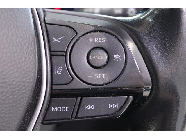 クラウンハイブリッド Ｇ－エグゼクティブ　Ｆｏｕｒ　純正８インチナビ　全周囲カメラ　フルセグＴＶ　禁煙車　温冷黒革シート　メモリー付きパワーシート　ステアリングヒーター　純正１８インチアルミホイール　ブラインドスポットモニター　レーダークルーズ（47枚目）