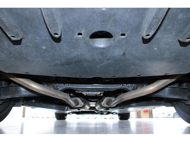 クラウンハイブリッド Ｇ－エグゼクティブ　Ｆｏｕｒ　純正８インチナビ　全周囲カメラ　フルセグＴＶ　禁煙車　温冷黒革シート　メモリー付きパワーシート　ステアリングヒーター　純正１８インチアルミホイール　ブラインドスポットモニター　レーダークルーズ（62枚目）