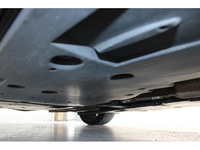 クラウンハイブリッド Ｇ－エグゼクティブ　Ｆｏｕｒ　純正８インチナビ　全周囲カメラ　フルセグＴＶ　禁煙車　温冷黒革シート　メモリー付きパワーシート　ステアリングヒーター　純正１８インチアルミホイール　ブラインドスポットモニター　レーダークルーズ（64枚目）