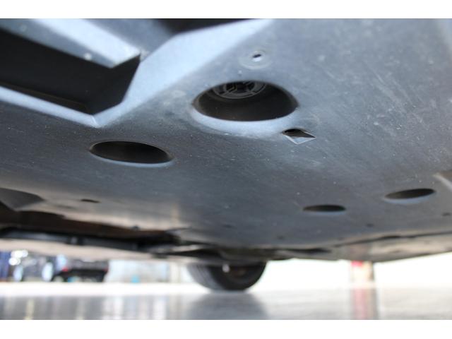 クラウンハイブリッド Ｇ－エグゼクティブ　Ｆｏｕｒ　純正８インチナビ　全周囲カメラ　フルセグＴＶ　禁煙車　温冷黒革シート　メモリー付きパワーシート　ステアリングヒーター　純正１８インチアルミホイール　ブラインドスポットモニター　レーダークルーズ（65枚目）