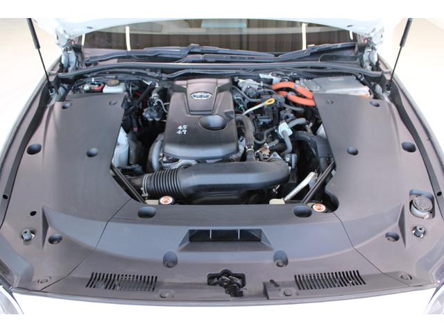 クラウンハイブリッド Ｇ－エグゼクティブ　Ｆｏｕｒ　純正８インチナビ　全周囲カメラ　フルセグＴＶ　禁煙車　温冷黒革シート　メモリー付きパワーシート　ステアリングヒーター　純正１８インチアルミホイール　ブラインドスポットモニター　レーダークルーズ（67枚目）