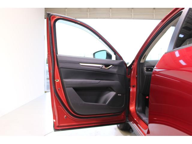ＣＸ－５ ＸＤ　プロアクティブ　６速ＭＴ　純正ナビ　ＢＯＳＥサウンドシステム　全周囲カメラ　フルセグＴＶ　ＣＤ＆ＤＶＤ　ステアリングヒーター　シートヒーター　ＬＥＤヘッドライト　フロントフォグライト　電動リアゲート　レーダークルーズ（36枚目）