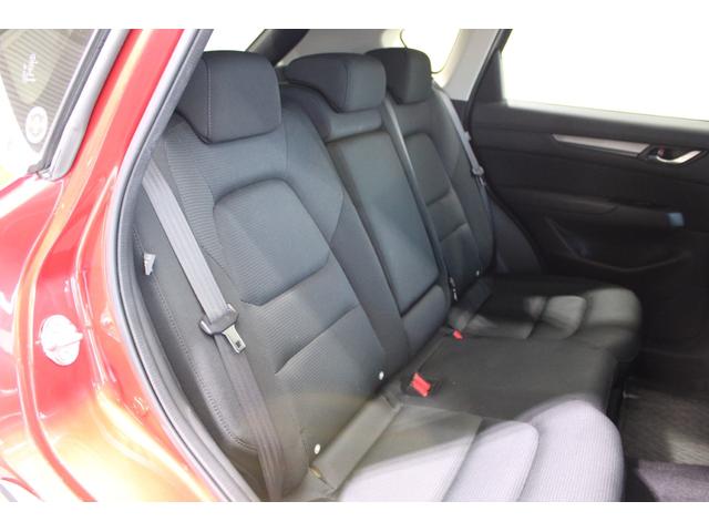 ＣＸ－５ ＸＤ　プロアクティブ　６速ＭＴ　純正ナビ　ＢＯＳＥサウンドシステム　全周囲カメラ　フルセグＴＶ　ＣＤ＆ＤＶＤ　ステアリングヒーター　シートヒーター　ＬＥＤヘッドライト　フロントフォグライト　電動リアゲート　レーダークルーズ（40枚目）