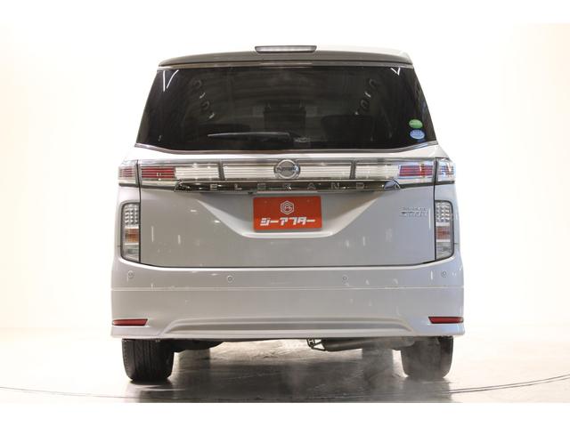 エルグランド 350ハイウェイスター 禁煙車 1オーナー オプションナビ フルセグTV 全周囲カメラ 両側電動スライド 後席モニター 電動リアゲート レーダークルーズコントロールシステム LEDヘッドライト 黒ハーフレザーシート(12枚目)