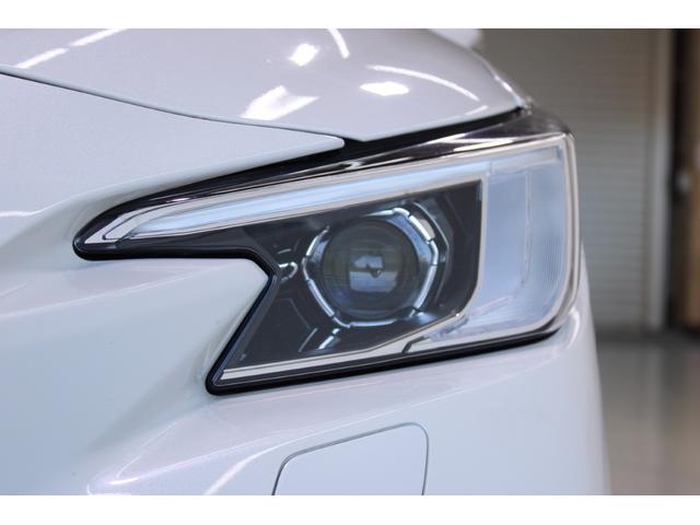 レヴォーグ ＳＴＩスポーツ　ＥＸ　禁煙車　ＳＴＩフルエアロ　ＳＴＩマフラー　純正１１．６インチナビ　バックカメラ　サイドカメラ　フルセグＴＶ　メモリー付き温熱赤黒革パワーシート　アイサイト　電動リアゲート　デジタルインナーミラー（16枚目）