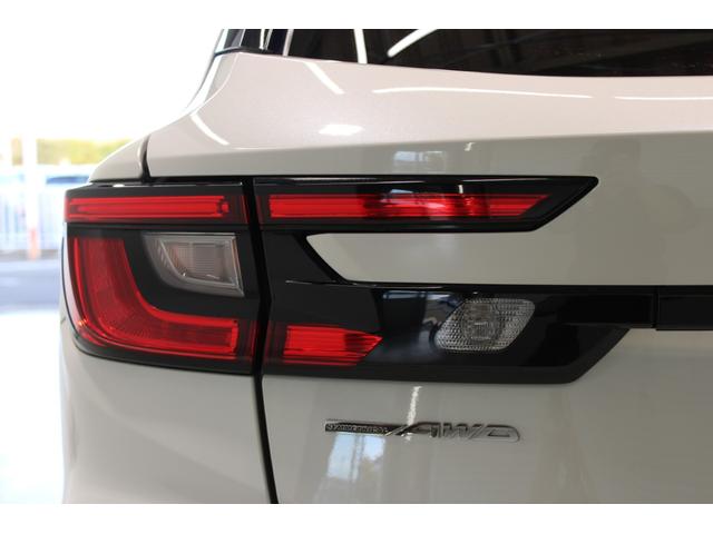 レヴォーグ ＳＴＩスポーツ　ＥＸ　禁煙車　ＳＴＩフルエアロ　ＳＴＩマフラー　純正１１．６インチナビ　バックカメラ　サイドカメラ　フルセグＴＶ　メモリー付き温熱赤黒革パワーシート　アイサイト　電動リアゲート　デジタルインナーミラー（20枚目）