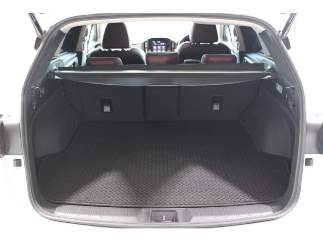 レヴォーグ ＳＴＩスポーツ　ＥＸ　禁煙車　ＳＴＩフルエアロ　ＳＴＩマフラー　純正１１．６インチナビ　バックカメラ　サイドカメラ　フルセグＴＶ　メモリー付き温熱赤黒革パワーシート　アイサイト　電動リアゲート　デジタルインナーミラー（33枚目）