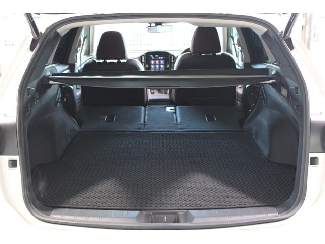 レヴォーグ ＳＴＩスポーツ　ＥＸ　禁煙車　ＳＴＩフルエアロ　ＳＴＩマフラー　純正１１．６インチナビ　バックカメラ　サイドカメラ　フルセグＴＶ　メモリー付き温熱赤黒革パワーシート　アイサイト　電動リアゲート　デジタルインナーミラー（34枚目）