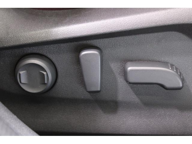 レヴォーグ ＳＴＩスポーツ　ＥＸ　禁煙車　ＳＴＩフルエアロ　ＳＴＩマフラー　純正１１．６インチナビ　バックカメラ　サイドカメラ　フルセグＴＶ　メモリー付き温熱赤黒革パワーシート　アイサイト　電動リアゲート　デジタルインナーミラー（54枚目）