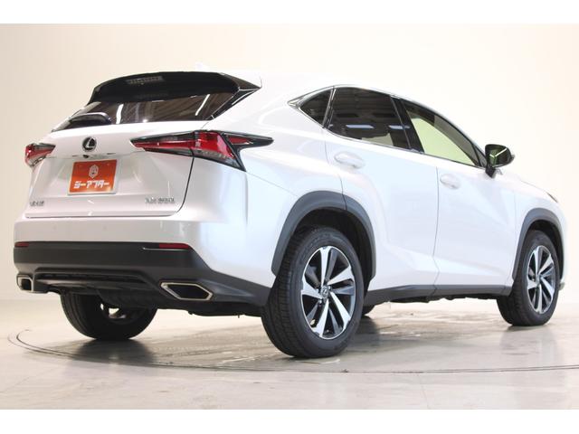 ＮＸ ＮＸ３００　Ｉパッケージ　禁煙車　純正１０．３インチナビ　全周囲カメラ　フルセグＴＶ　ステアリングヒーター　パーキングサポートブレーキ　ＯＰ１８インチアルミホイール　ＡＣ１００Ｖ　電動リアゲート　レーダークルーズ　ＥＴＣ２．０（14枚目）