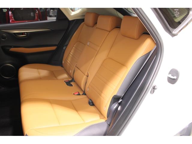 ＮＸ ＮＸ３００　Ｉパッケージ　禁煙車　純正１０．３インチナビ　全周囲カメラ　フルセグＴＶ　ステアリングヒーター　パーキングサポートブレーキ　ＯＰ１８インチアルミホイール　ＡＣ１００Ｖ　電動リアゲート　レーダークルーズ　ＥＴＣ２．０（42枚目）