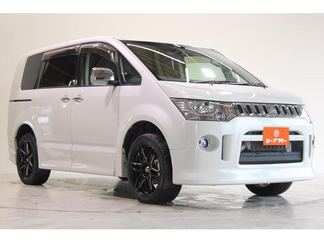 デリカＤ：５ ローデスト　Ｄ　パワーパッケージ　禁煙車　ＡＬＰＩＮＥ９インチナビ　バックカメラ　ＡＬＰＩＮＥ後席モニター　両側電動スライドドア　オートクルーズコントロール　ＥＴＣ　パドルシフト　ＨＩＤヘッドライトフォグランプ　Ｂｌｕｅｔｏｏｔｈ接続（8枚目）