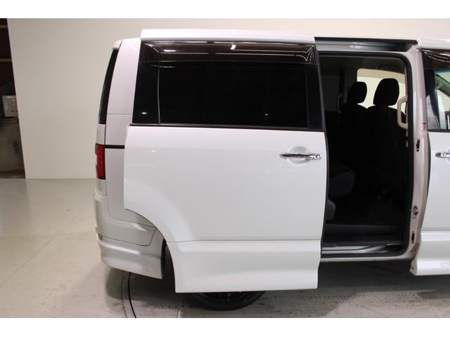 デリカＤ：５ ローデスト　Ｄ　パワーパッケージ　禁煙車　ＡＬＰＩＮＥ９インチナビ　バックカメラ　ＡＬＰＩＮＥ後席モニター　両側電動スライドドア　オートクルーズコントロール　ＥＴＣ　パドルシフト　ＨＩＤヘッドライトフォグランプ　Ｂｌｕｅｔｏｏｔｈ接続（33枚目）