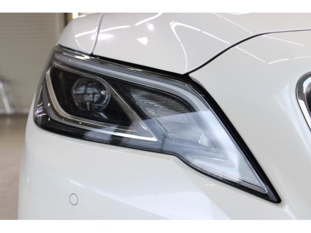 クラウンハイブリッド S Four エレガンススタイル 禁煙車 サンルーフ 純正8インチナビ フルセグTV バックカメラ レーダ-クル-ズコントロ-ルシステム 半革温熱シート ETC2.0 ステアリングヒータ- 衝突軽減ブレーキ LEDヘッドライト(19枚目)