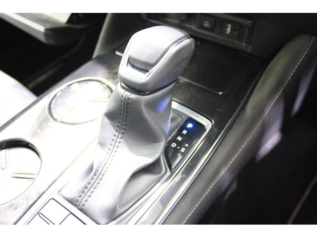 クラウンハイブリッド S Four エレガンススタイル 禁煙車 サンルーフ 純正8インチナビ フルセグTV バックカメラ レーダ-クル-ズコントロ-ルシステム 半革温熱シート ETC2.0 ステアリングヒータ- 衝突軽減ブレーキ LEDヘッドライト(56枚目)