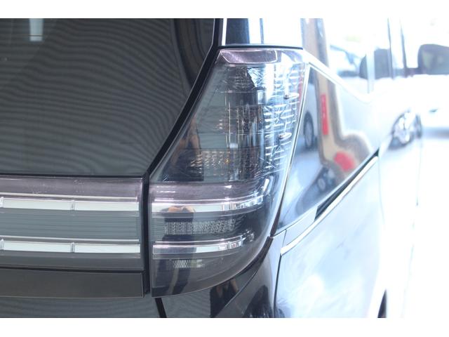 ヴォクシー Ｓ－Ｇ　禁煙車　純正１０インチディスプレイオーディオナビ　フルセグＴＶ　バックカメラ　トヨタセーフティセンス　両側電動スライドドア　ＬＥＤヘッドライト　ＥＴＣ２．０　Ｂｌｕｅｔｏｏｔｈ接続　ＣＤ＆ＤＶＤ（19枚目）