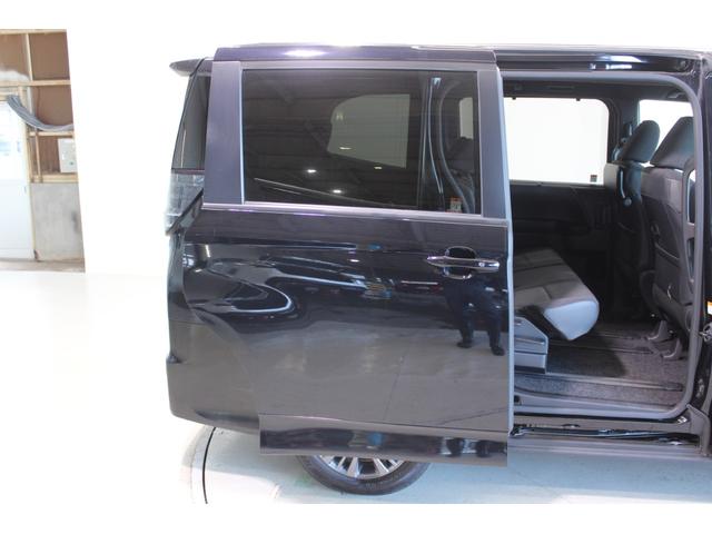 ヴォクシー Ｓ－Ｇ　禁煙車　純正１０インチディスプレイオーディオナビ　フルセグＴＶ　バックカメラ　トヨタセーフティセンス　両側電動スライドドア　ＬＥＤヘッドライト　ＥＴＣ２．０　Ｂｌｕｅｔｏｏｔｈ接続　ＣＤ＆ＤＶＤ（32枚目）