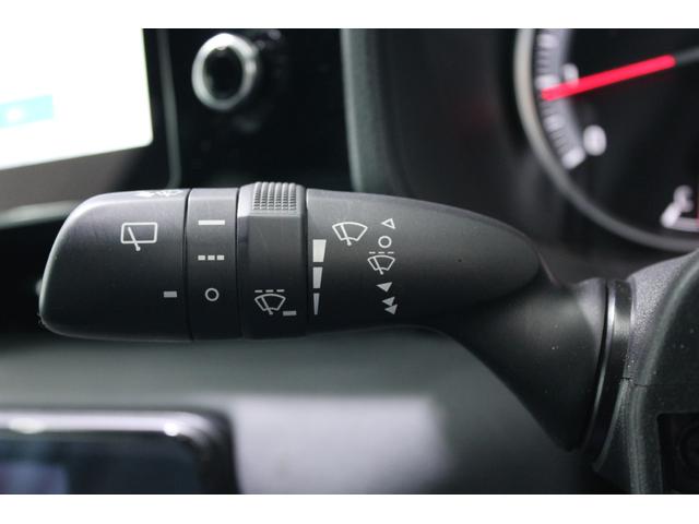 ヴォクシー Ｓ－Ｇ　禁煙車　純正１０インチディスプレイオーディオナビ　フルセグＴＶ　バックカメラ　トヨタセーフティセンス　両側電動スライドドア　ＬＥＤヘッドライト　ＥＴＣ２．０　Ｂｌｕｅｔｏｏｔｈ接続　ＣＤ＆ＤＶＤ（55枚目）