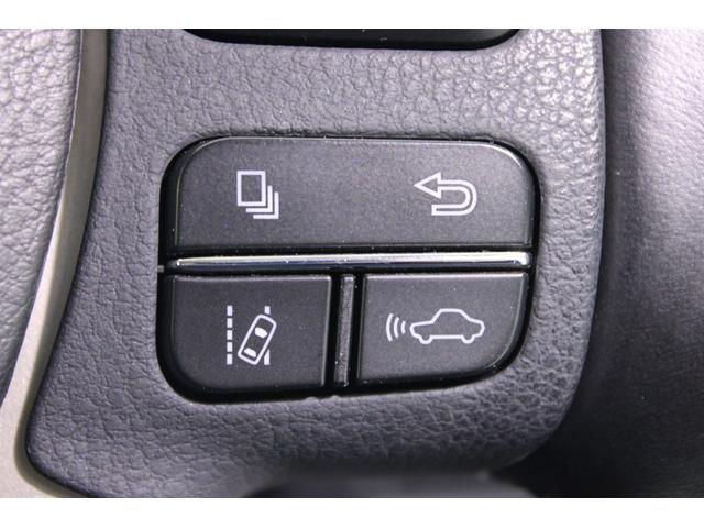 ＮＸ ＮＸ３００　禁煙車　サンルーフ　純正１０．３インチナビ　フルセグＴＶ　バックサイドカメラ　レーダークルーズコントロール　衝突軽減ブレーキ　ＬＥＤヘッドライト　ＥＴＣ２．０　電動リアゲート　パワーシート　純正ＡＷ（5枚目）