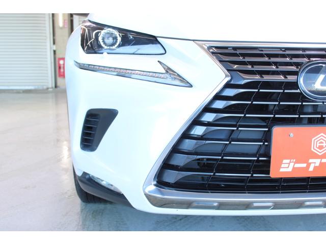 ＮＸ ＮＸ３００　禁煙車　サンルーフ　純正１０．３インチナビ　フルセグＴＶ　バックサイドカメラ　レーダークルーズコントロール　衝突軽減ブレーキ　ＬＥＤヘッドライト　ＥＴＣ２．０　電動リアゲート　パワーシート　純正ＡＷ（17枚目）