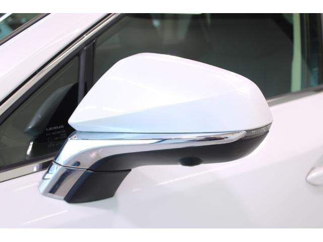 ＮＸ ＮＸ３００　禁煙車　サンルーフ　純正１０．３インチナビ　フルセグＴＶ　バックサイドカメラ　レーダークルーズコントロール　衝突軽減ブレーキ　ＬＥＤヘッドライト　ＥＴＣ２．０　電動リアゲート　パワーシート　純正ＡＷ（21枚目）