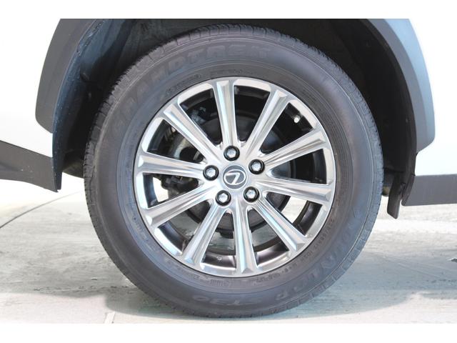 ＮＸ ＮＸ３００　禁煙車　サンルーフ　純正１０．３インチナビ　フルセグＴＶ　バックサイドカメラ　レーダークルーズコントロール　衝突軽減ブレーキ　ＬＥＤヘッドライト　ＥＴＣ２．０　電動リアゲート　パワーシート　純正ＡＷ（24枚目）