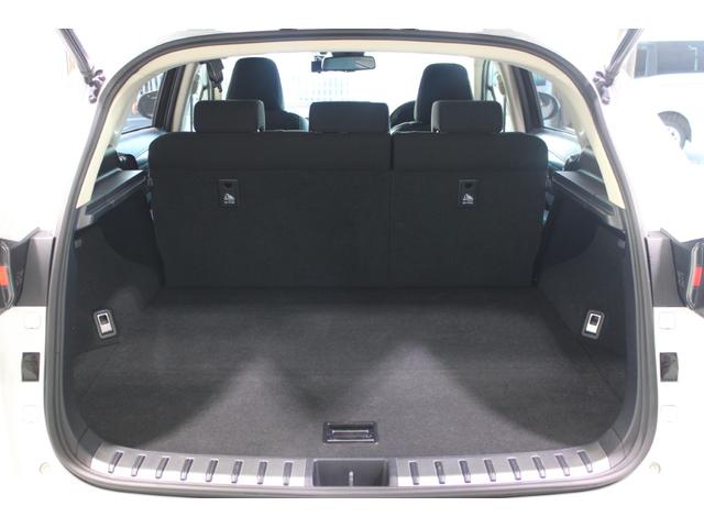 ＮＸ ＮＸ３００　禁煙車　サンルーフ　純正１０．３インチナビ　フルセグＴＶ　バックサイドカメラ　レーダークルーズコントロール　衝突軽減ブレーキ　ＬＥＤヘッドライト　ＥＴＣ２．０　電動リアゲート　パワーシート　純正ＡＷ（32枚目）