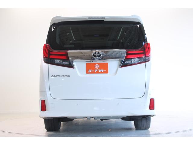 アルファード ２．５Ｓ　Ｃパッケージ　禁煙車　純正１０インチナビ　純正１２インチ後席モニター　バックカメラ　電動リアゲート　レーダークルーズコントロール　クリアランスソナー　フルセグＴＶ　メモリ付パワーシート　ステアリングヒーター　７人乗（12枚目）