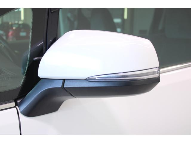 アルファード ２．５Ｓ　Ｃパッケージ　禁煙車　純正１０インチナビ　純正１２インチ後席モニター　バックカメラ　電動リアゲート　レーダークルーズコントロール　クリアランスソナー　フルセグＴＶ　メモリ付パワーシート　ステアリングヒーター　７人乗（21枚目）