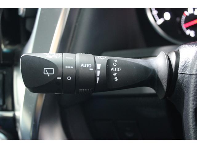 アルファード ２．５Ｓ　Ｃパッケージ　禁煙車　純正１０インチナビ　純正１２インチ後席モニター　バックカメラ　電動リアゲート　レーダークルーズコントロール　クリアランスソナー　フルセグＴＶ　メモリ付パワーシート　ステアリングヒーター　７人乗（55枚目）