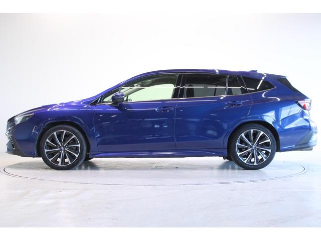 レヴォーグ ＳＴＩスポーツ　ＥＸ　禁煙車　純正１１．６インチナビ　フロントサイドバックカメラ　フルセグＴＶ　アイサイトＸテクノロジー　電動リアゲート　ＬＥＤヘッドライト　ＥＴＣ　メモリ付パワーシート　全席シートヒーター　赤黒革シート（10枚目）