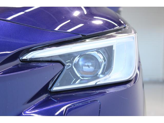 レヴォーグ ＳＴＩスポーツ　ＥＸ　禁煙車　純正１１．６インチナビ　フロントサイドバックカメラ　フルセグＴＶ　アイサイトＸテクノロジー　電動リアゲート　ＬＥＤヘッドライト　ＥＴＣ　メモリ付パワーシート　全席シートヒーター　赤黒革シート（16枚目）