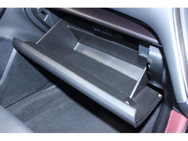 レヴォーグ ＳＴＩスポーツ　ＥＸ　禁煙車　純正１１．６インチナビ　フロントサイドバックカメラ　フルセグＴＶ　アイサイトＸテクノロジー　電動リアゲート　ＬＥＤヘッドライト　ＥＴＣ　メモリ付パワーシート　全席シートヒーター　赤黒革シート（61枚目）