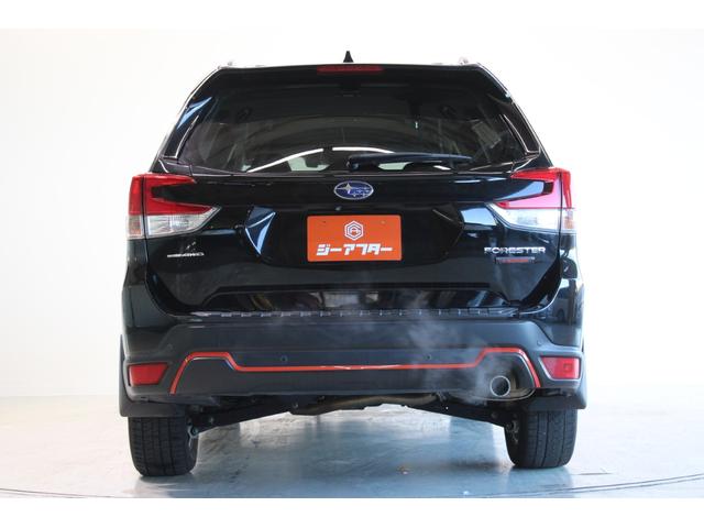 フォレスター Ｘ－ブレイク　禁煙車　純正８インチナビ　フルセグＴＶ　フロントサイドバックカメラ　アイサイト　ハーフレザーシート　シートヒーター　ＬＥＤヘッドライト　パワーバックドア　デジタルインナーミラー　メモリ付パワーシート（12枚目）