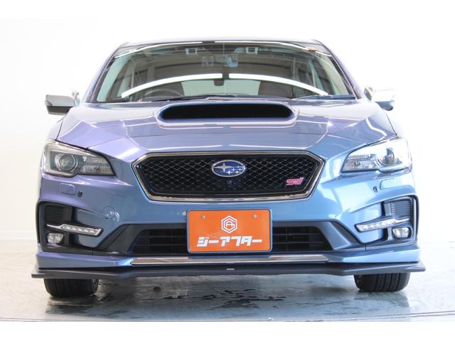 レヴォーグ ２．０ＳＴＩスポーツアイサイト　禁煙車　純正８インチナビ　サイドバックカメラ　フルセグＴＶ　シートヒーター　赤革シート　メモリー付きパワーシート　アイサイトセーフティプラス　デジタルインナーミラー　ＬＥＤヘッドライト　ＥＴＣ　ＢＳＭ（8枚目）