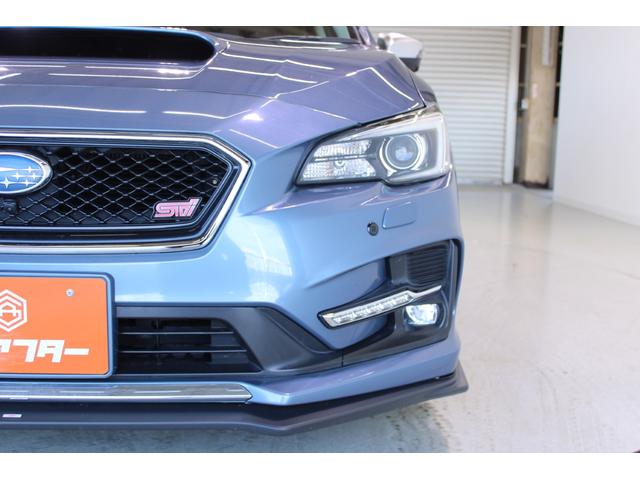 レヴォーグ ２．０ＳＴＩスポーツアイサイト　禁煙車　純正８インチナビ　サイドバックカメラ　フルセグＴＶ　シートヒーター　赤革シート　メモリー付きパワーシート　アイサイトセーフティプラス　デジタルインナーミラー　ＬＥＤヘッドライト　ＥＴＣ　ＢＳＭ（15枚目）