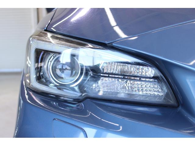 レヴォーグ ２．０ＳＴＩスポーツアイサイト　禁煙車　純正８インチナビ　サイドバックカメラ　フルセグＴＶ　シートヒーター　赤革シート　メモリー付きパワーシート　アイサイトセーフティプラス　デジタルインナーミラー　ＬＥＤヘッドライト　ＥＴＣ　ＢＳＭ（18枚目）